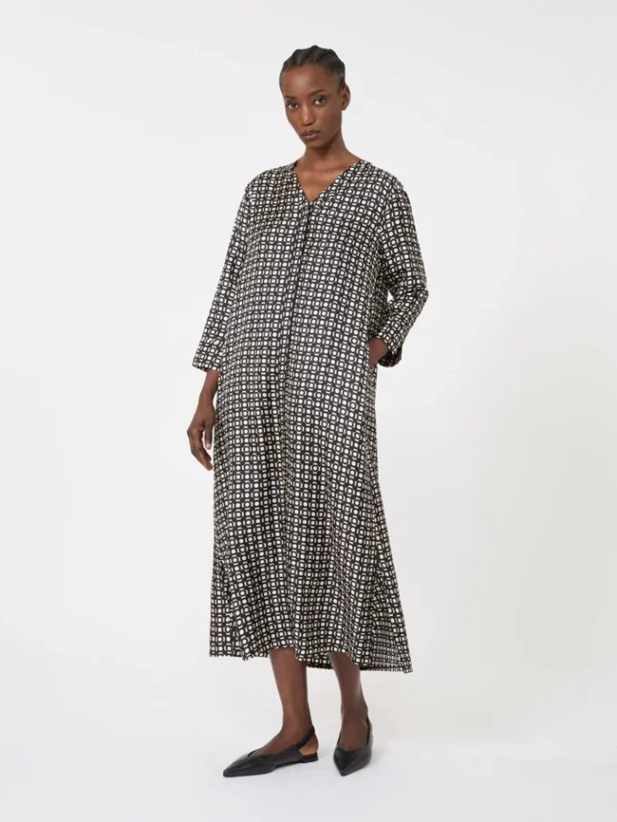 Vestido de seda estampado, preto