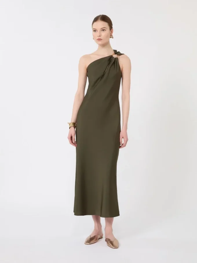Vestido de um ombro só em cetim brilhante, verde musgo Vestido de um ombro só em cetim brilhante, verde musgo