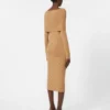 Vestido em fio de lã, cor pele