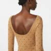 Vestido em fio de lã, cor pele