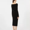 Vestido em fio de lã, preto Vestido em fio de lã, preto