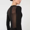 Vestido em fio de viscose, preto Vestido em fio de viscose, preto