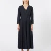 Vestido em ganga de algodão com cinto, azul ultramar Vestido em ganga de algodão com cinto, azul ultramar
