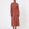 Vestido em lona de seda lavada, terracota Vestido em lona de seda lavada, terracota
