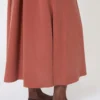Vestido em lona de seda lavada, terracota Vestido em lona de seda lavada, terracota