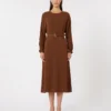 Vestido evasê em cady, cor chocolate