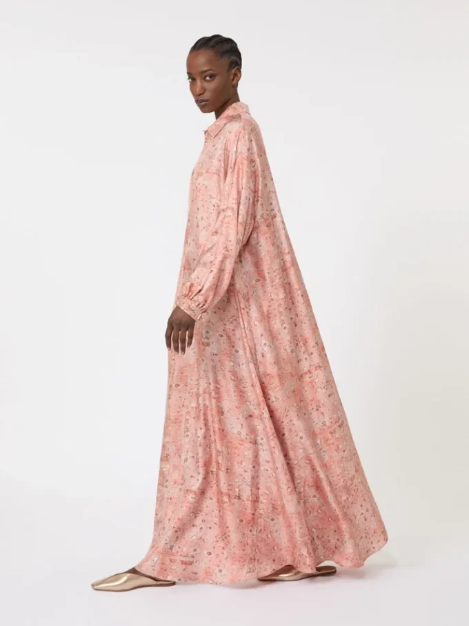 Vestido kaftan em sarja estampada, cor de coral