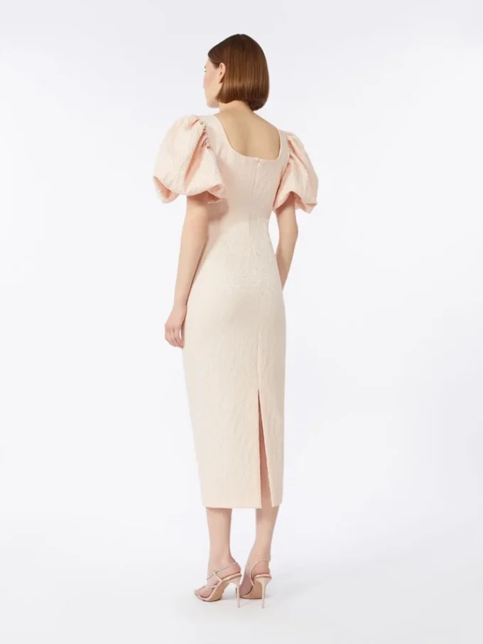Vestido longo em jacquard cloque, cor pó Vestido longo em jacquard cloque, cor pó