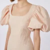 Vestido longo em jacquard cloque, cor pó Vestido longo em jacquard cloque, cor pó
