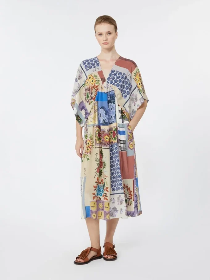 Vestido midi em crepe de seda estampado, multicolorido Vestido midi em crepe de seda estampado, multicolorido