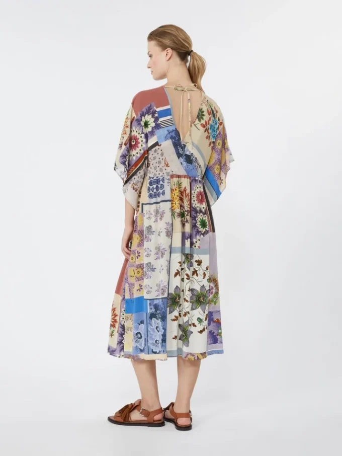 Vestido midi em crepe de seda estampado, multicolorido Vestido midi em crepe de seda estampado, multicolorido