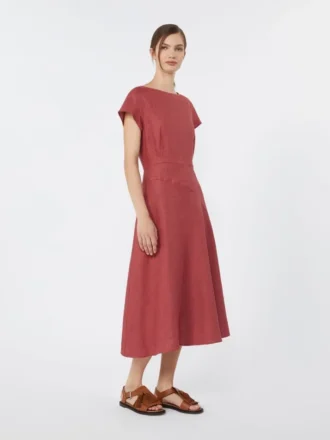 Vestido midi em lona de linho, cor cereja