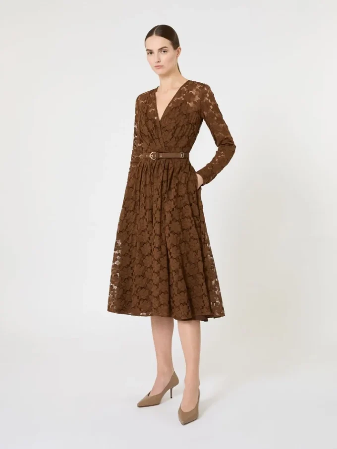 Vestido midi em tule, cor chocolate