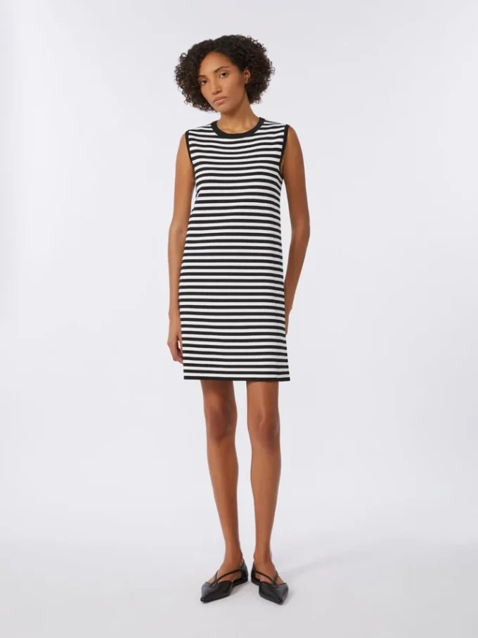 Vestido sem mangas em fio de crepe de viscose, preto Vestido sem mangas em fio de crepe de viscose, preto